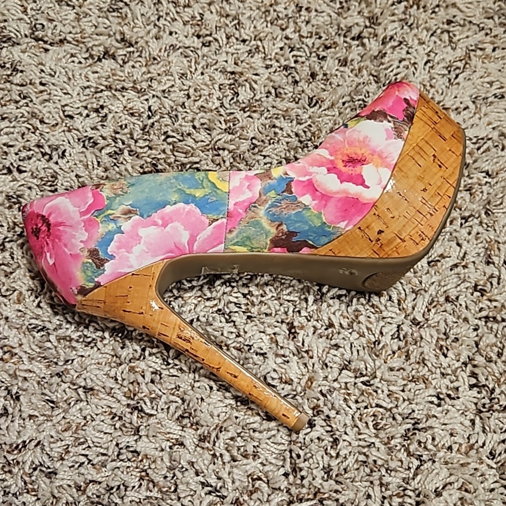 Jessica Simpson Floral Platform Heels - Picture 4 of 12